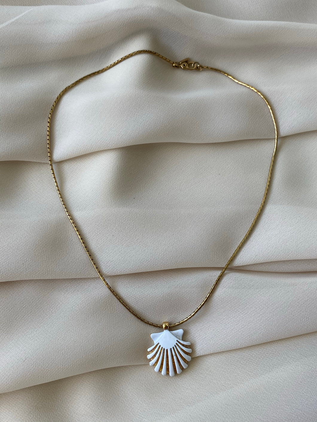 Monet Shell Pendant Necklace White Enamel on Gold Tone, 1970s Vintage