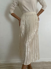 Load image into Gallery viewer, Antique Embossed Ivory Pleated Skirt
