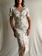 Load image into Gallery viewer, Vintage 70s Floral Button Down Dress
