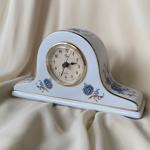 Vintage Elgin Blue & White Floral Mantle Clock
