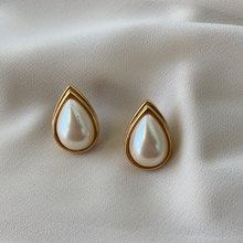 Load image into Gallery viewer, Vintage Monet Tear Drop Pearl Studs
